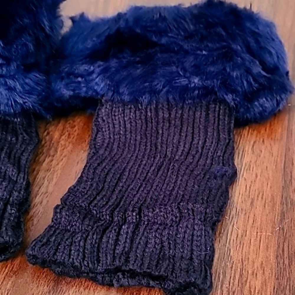 Navy Blue Faux Fur Boot Cuffs, NWOT - Picture 5 of 5